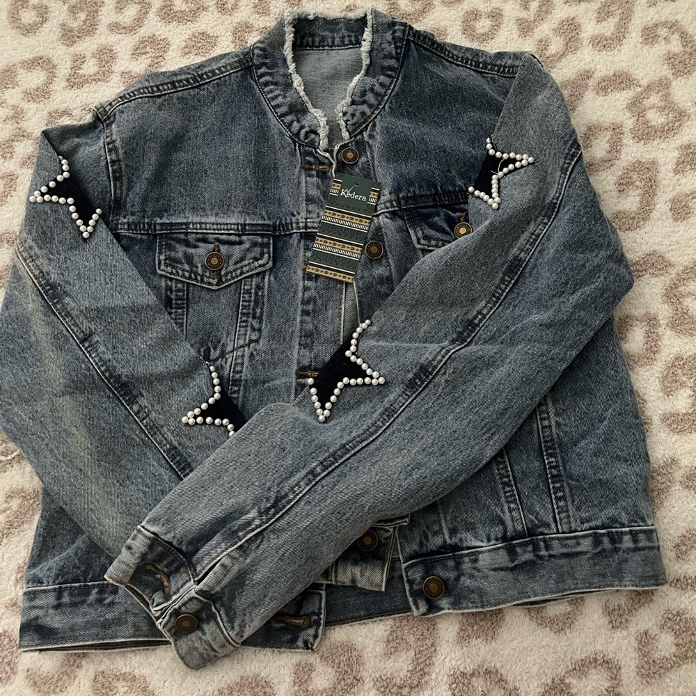 Pearl and star appliqué denim jacket